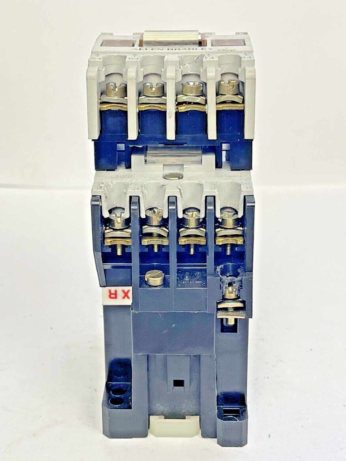 ALLEN BRADLEY - 700-F400A1 SER. C RELAY W/ 120V/60HZ COIL & 195-FA40 SER. A CONT