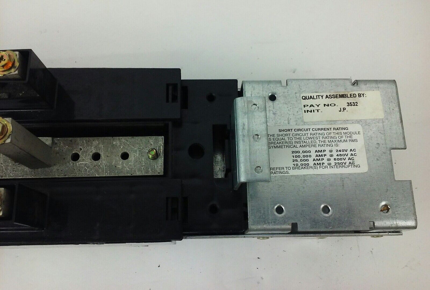 GE SPECTRA SERIES AMC6EB CIRCUIT BREAKER MODULE, 300A, 600V, 6P, USED