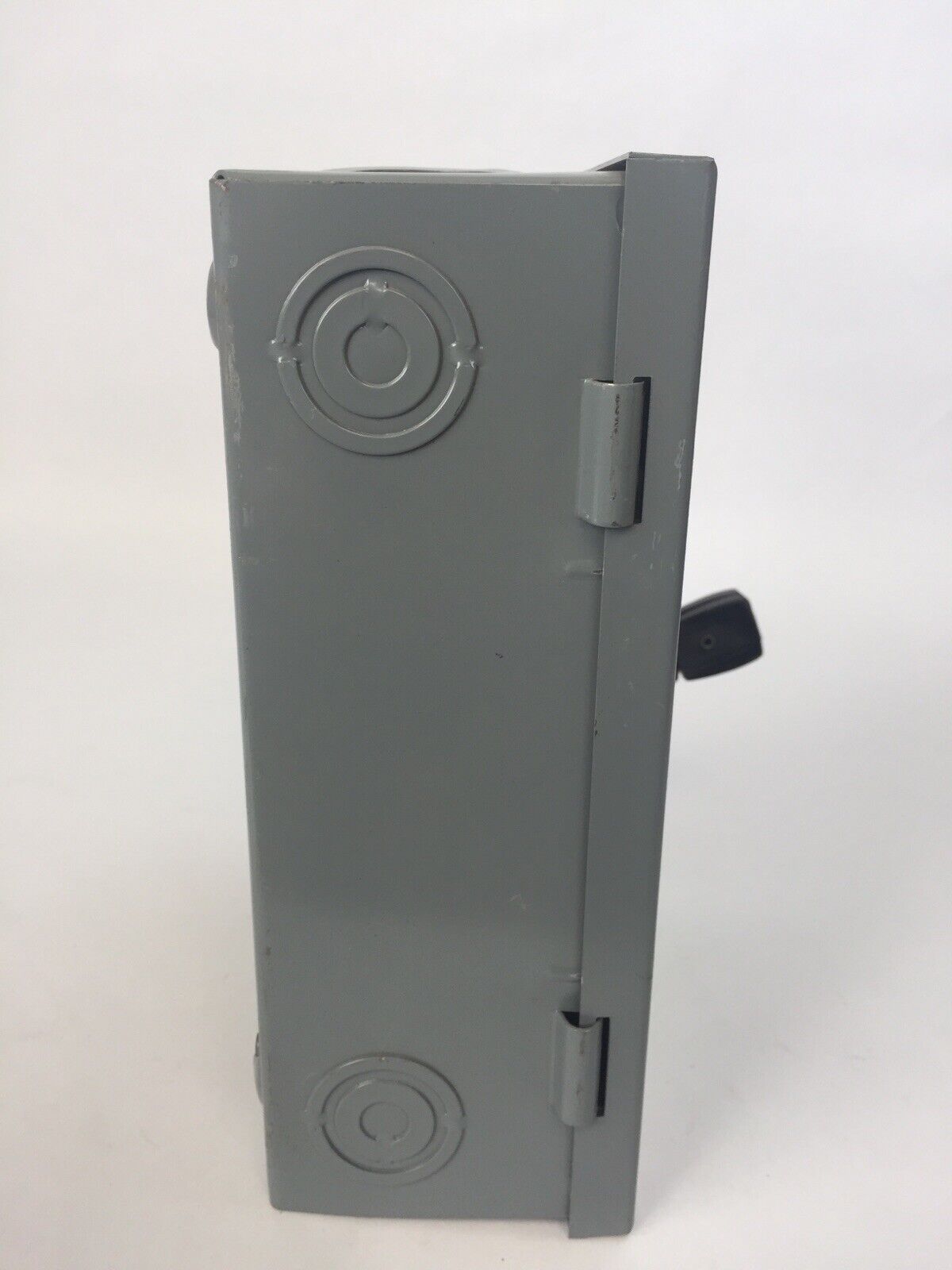SQUARE D DU322 NON FUSIBLE SAFETY SWITCH 60A 240VAC SER E1 15HP 3PH TYPE 1