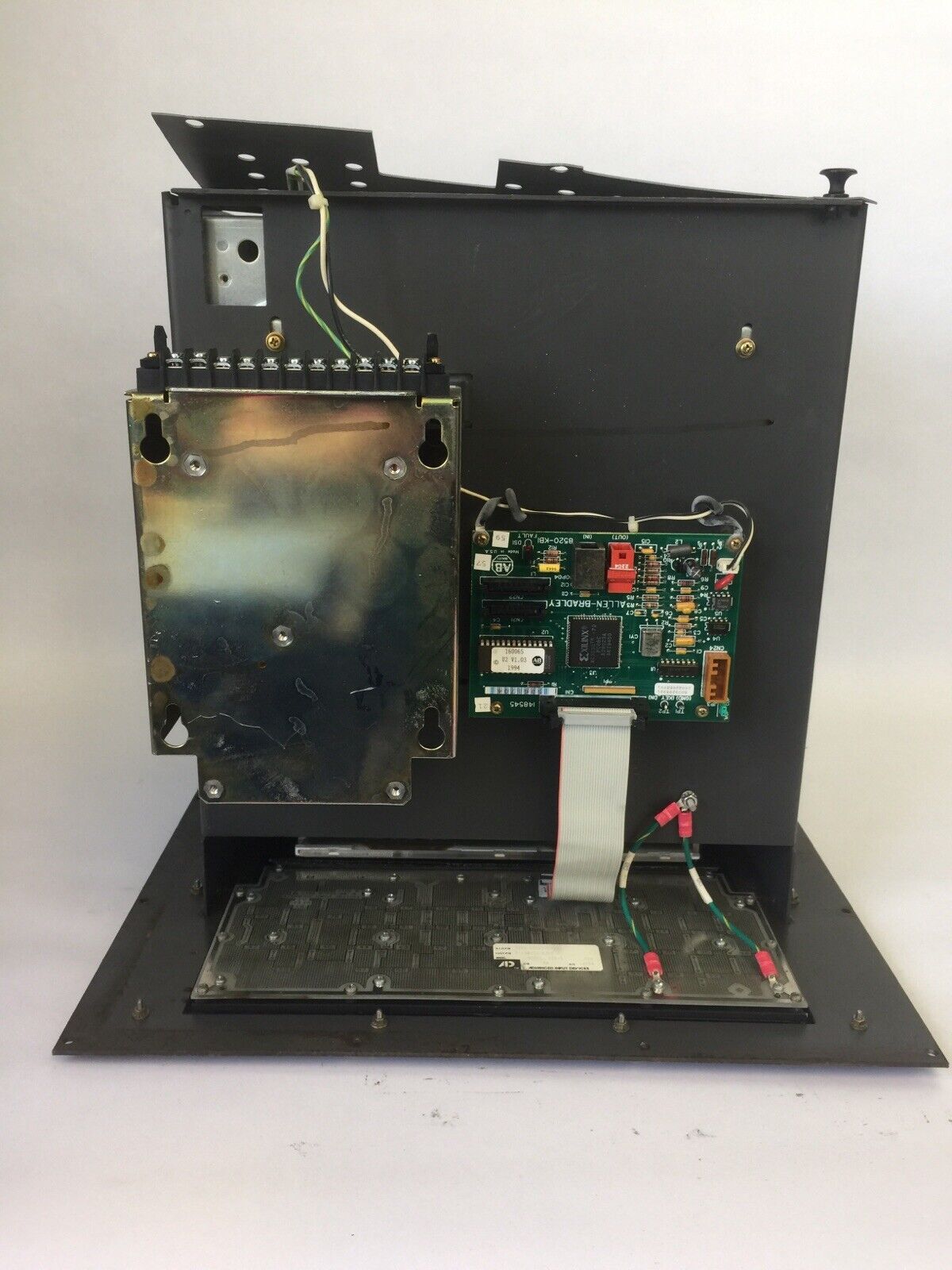 ALLEN BRADLEY 8520 VOP 9/SERIES COLOR OPERATOR PANEL REV 01