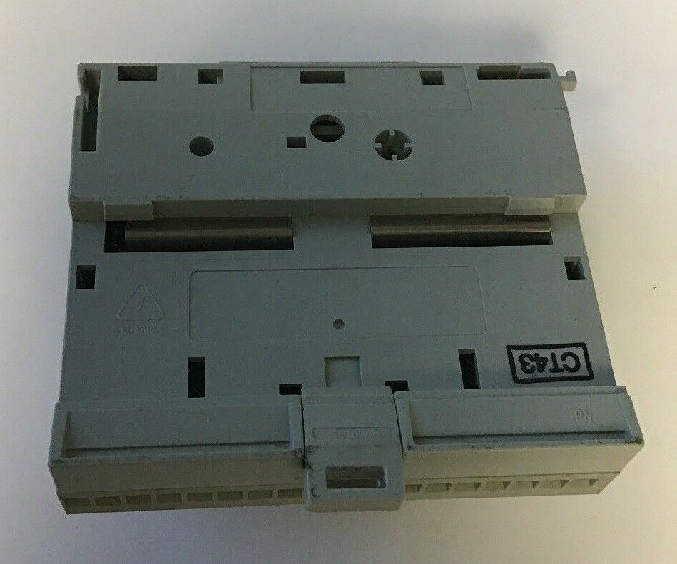 ALLEN-BRADLEY 1794-TB32 SER.A REV.B01 FLEX I/O TERMINAL BASE UNIT / 24VDC, 10A