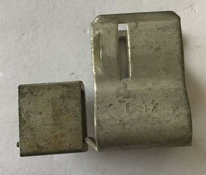 FUSE CLIP C12 WITH D1299 LUG ****LOTOF9***