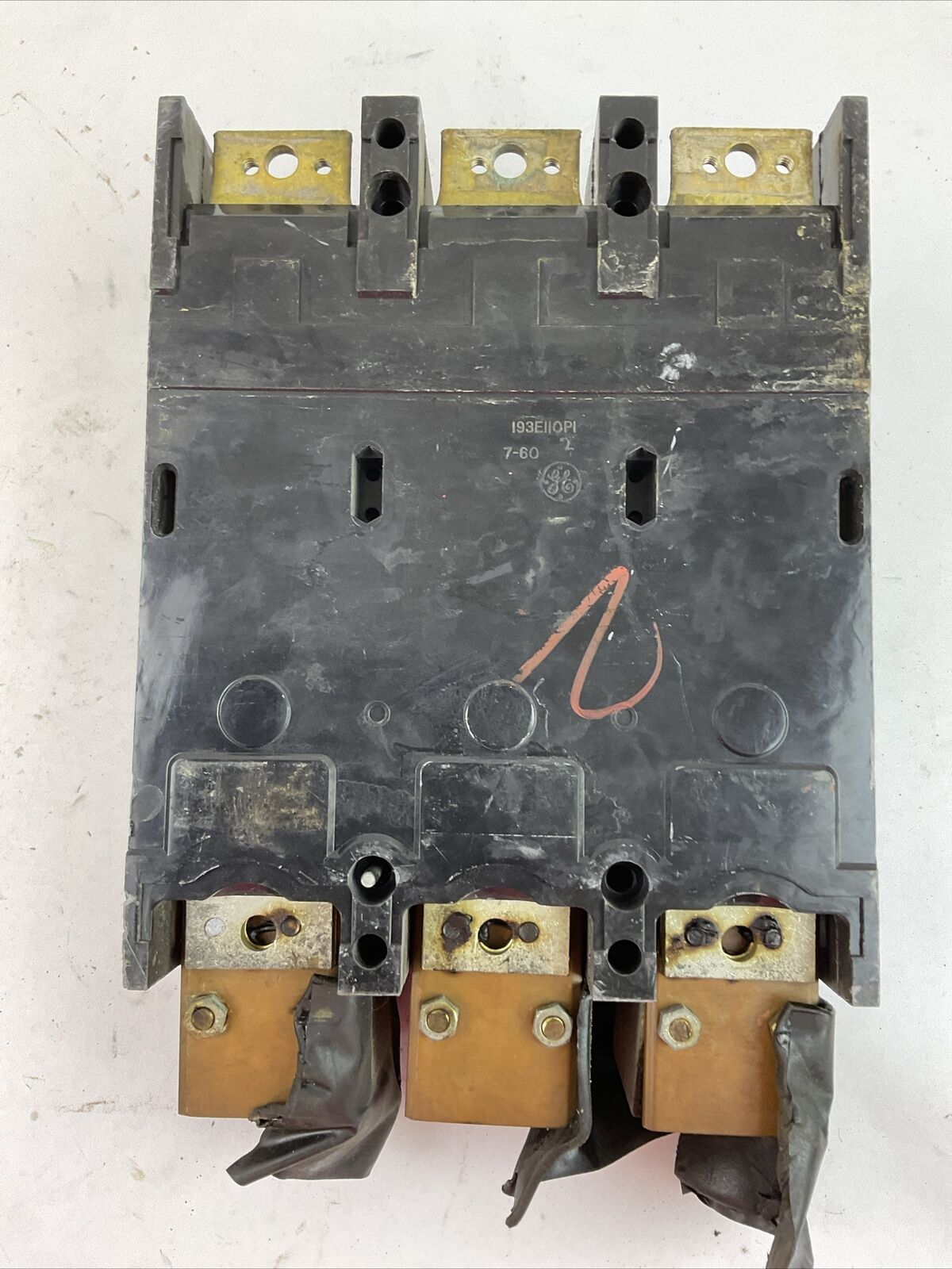 GE TJK63600 CIRCUIT BREAKER 600A 600VAC 3P W/ TJK636T600 TRIP UNIT
