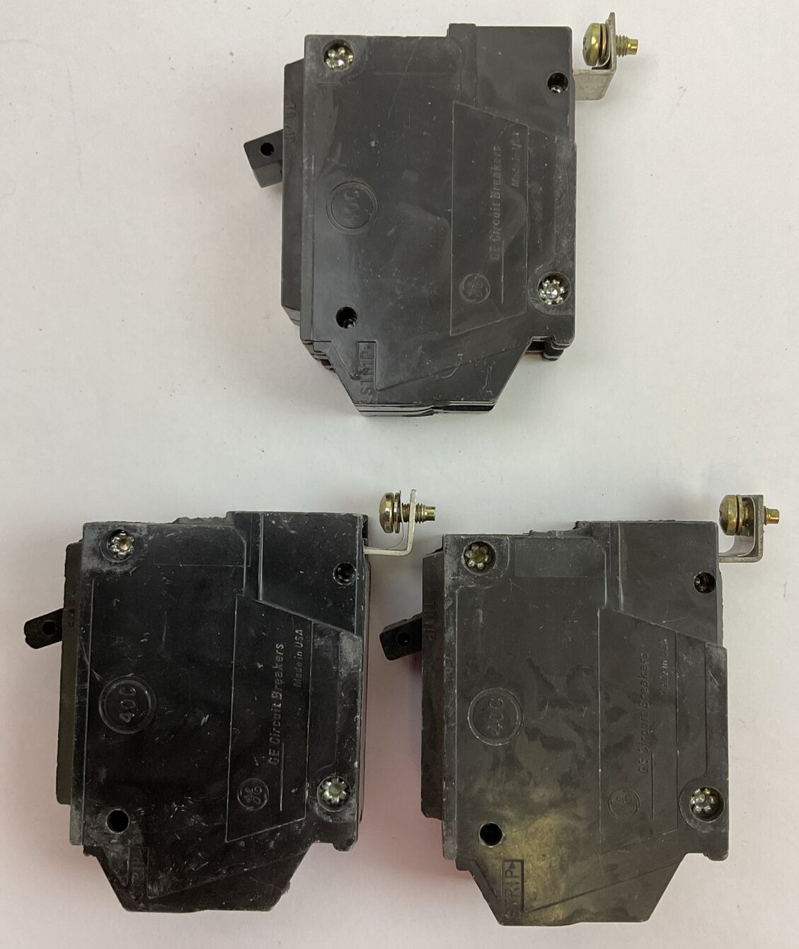 GE THHQB1120 CIRCUIT BREAKER 1POLE 20AMP 120/240VAC 22KA (LOT OF 3)