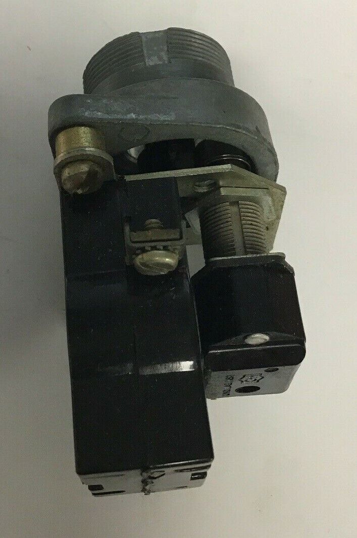 GE CR2940UW234A2 ILLUMINATED PUSHBUTTON 115V 50/60HZ