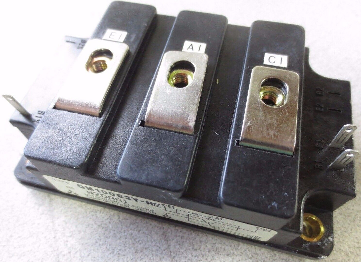 MITSUBISHI QM100E2Y-HE / N2DAA1 - IGBT POWER TRANSISTOR MODULE / THYRISTOR 100A