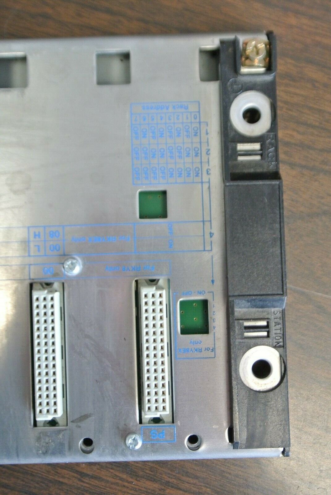 SCHNEIDER ELECTRIC TSXRKY8 / 8-SLOT BASE / RACK / CHASSIS
