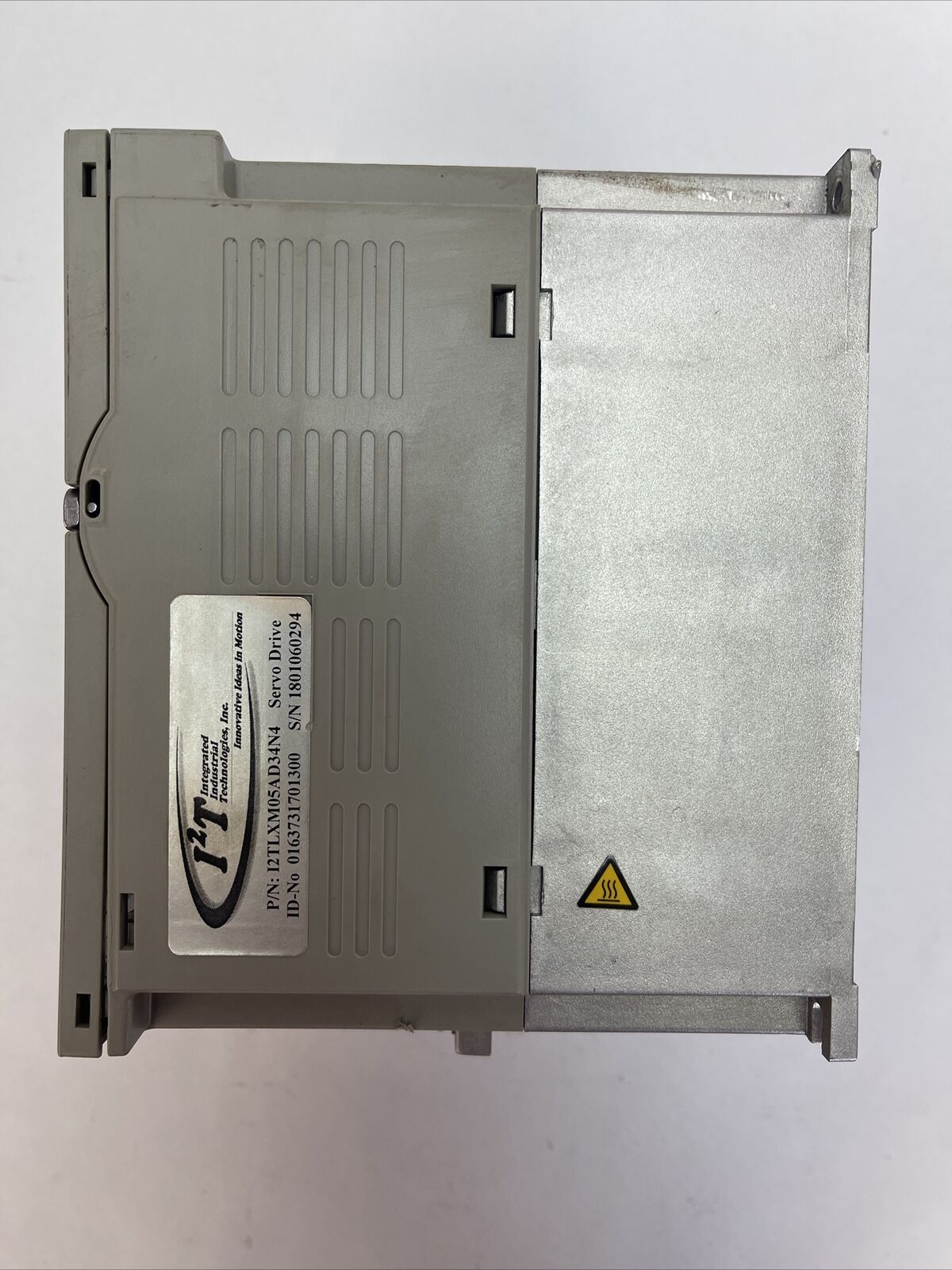 SCHNEIDER ELECTRIC I2TLXM05AD34N4 380/480VAC 3kW LEXIUM 05