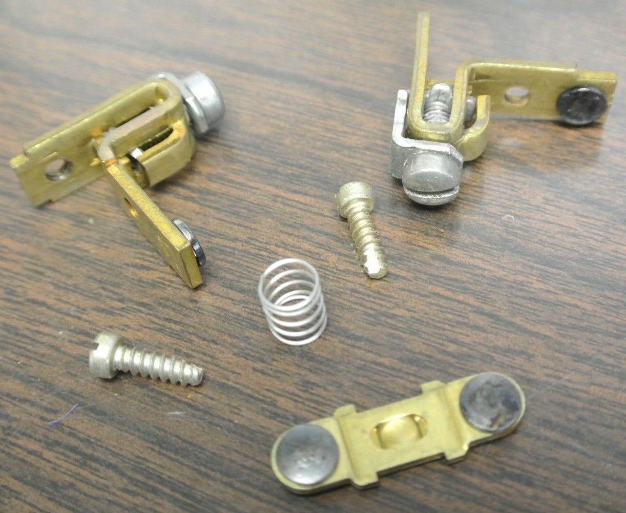 GENERAL ELECTRIC CR55-152313G6 CONTACTS SET / 1 POLE / NEW SURPLUS / 55-152313G6