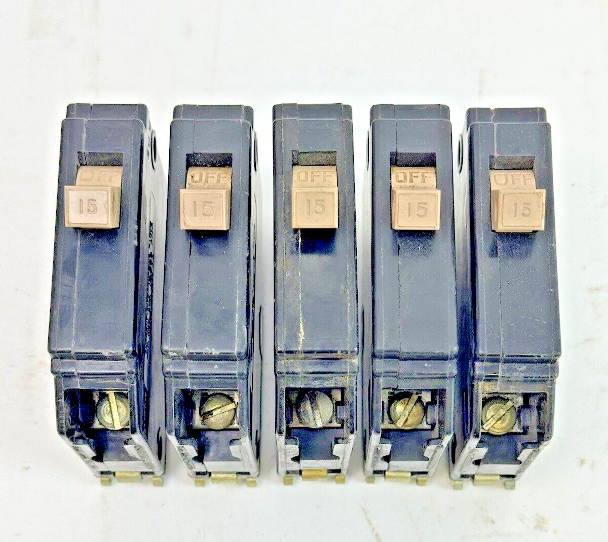 CUTLER-HAMMER **LOT OF 5** - CH115 - CIRCUIT BREAKERS - 1 POLE, 15 A, 240 VAC