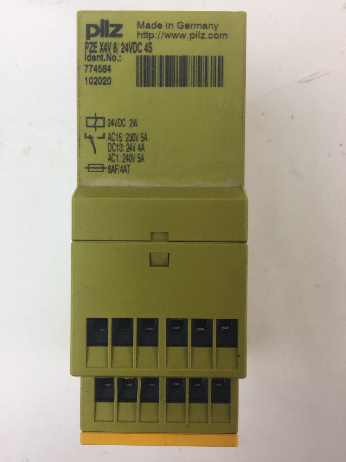 PILZ PZE X4V8/24VDC 4S SAFETY RELAY 24VDC