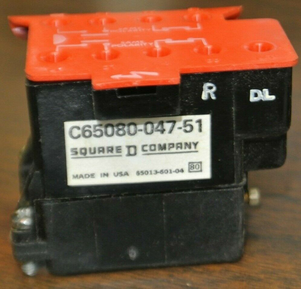 SQUARE D / 9998 PC234 / C65080-047-51 / SNAP SWITCH / NEW SURPLUS