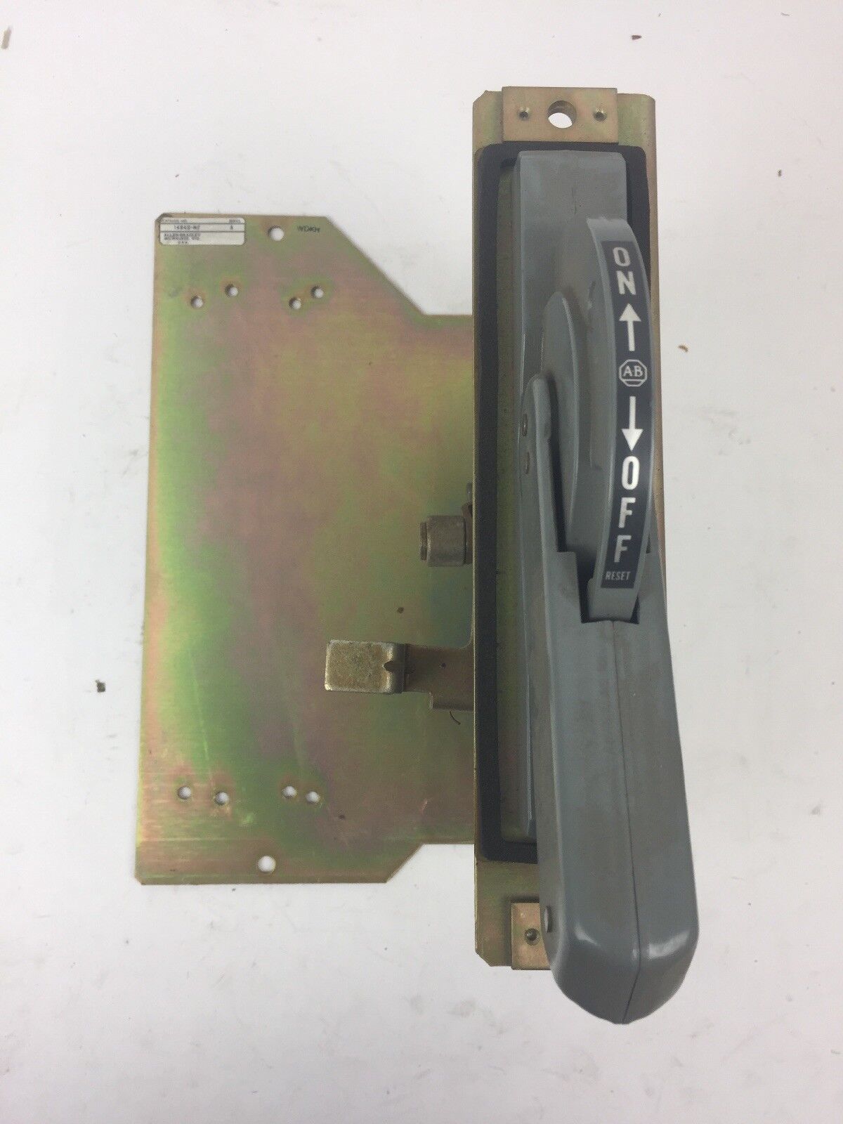 ALLEN BRADLEY 1494D-N2 OPERATOR MECHANISM SERIES A