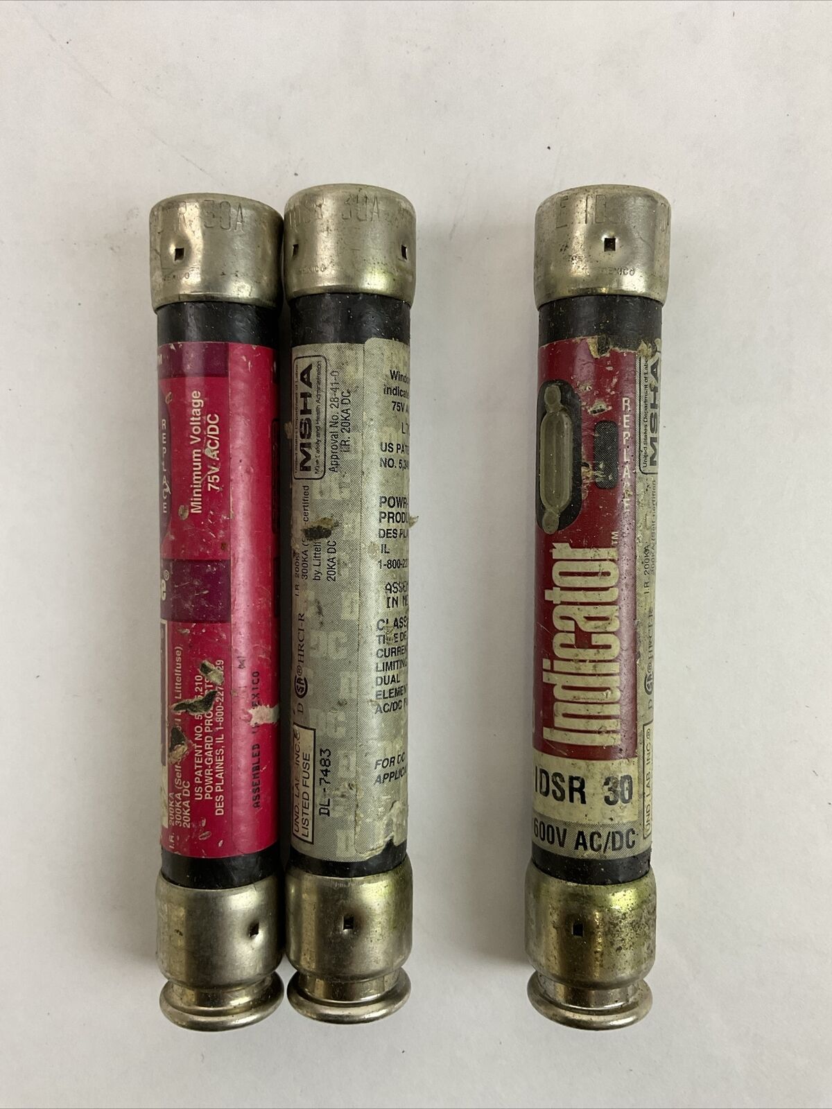 LITTELFUSE IDSR30 600V 30AMP CURRENT LIMITING INDICATOR FUSE (LOT OF 3)