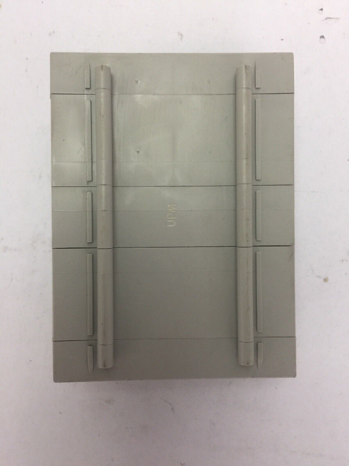 ALLEN BRADLEY 1492-IFM20F INTERFACE MODULE SER A REV A