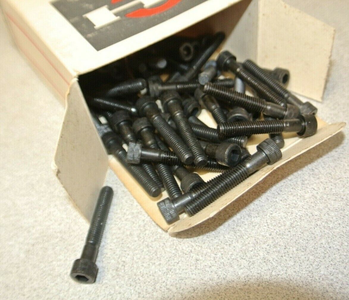 BOX of 50 CUTLER-HAMMER RECEPTACLE MOUNTING SCREWS / NEW SURPLUS