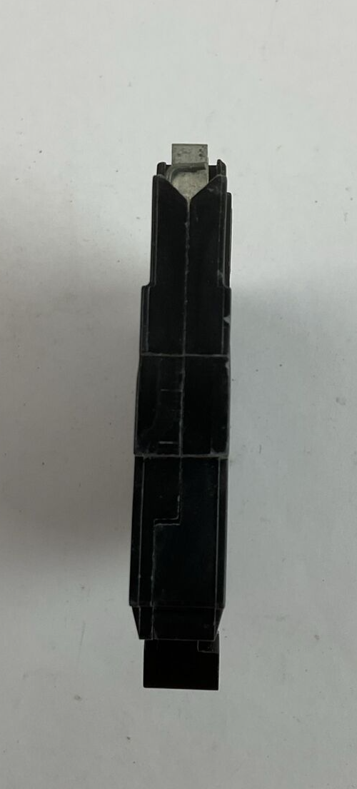 GE THQP115 CIRCUIT BREAKER 1POLE 15AMP 120/240VAC (LOT OF 5)