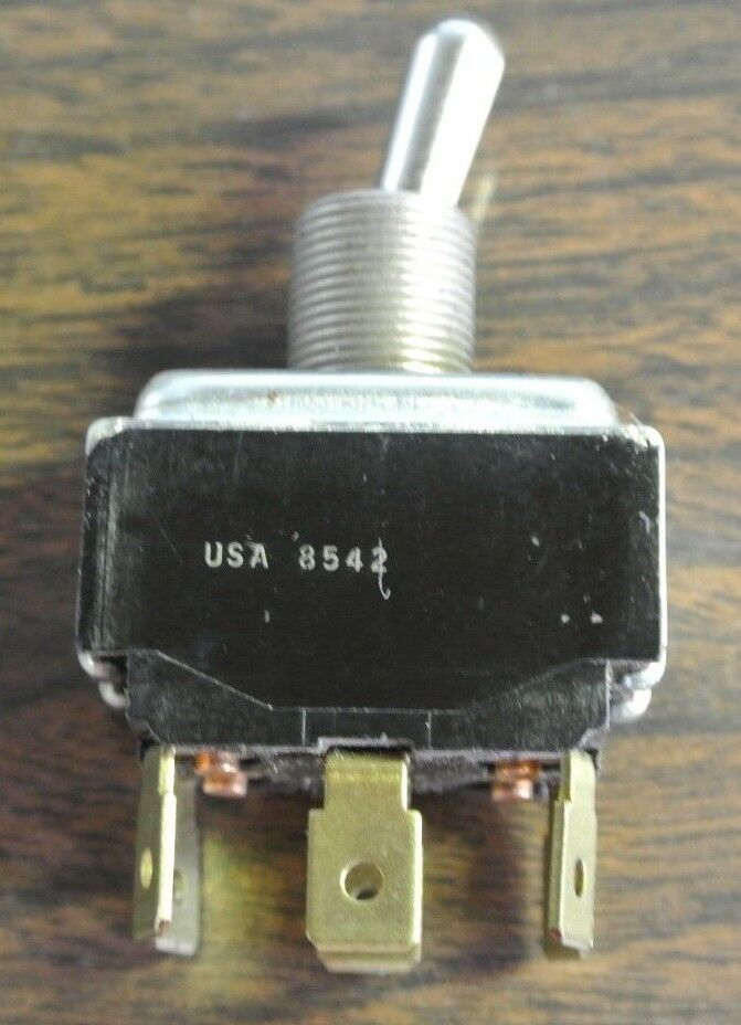 CUTLER-HAMMER 7570K7 TOGGLE SWITCH - "OFF/SPRING-LOADED MOMENTARY ON" - LOT of 5