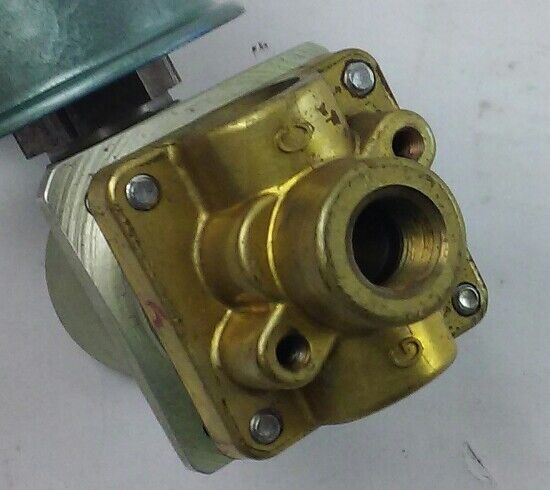 ITT GENERAL CONTROLS K13CF1232 - MAGNETIC 3-WAY VALVE - NEW SURPLUS in BOX