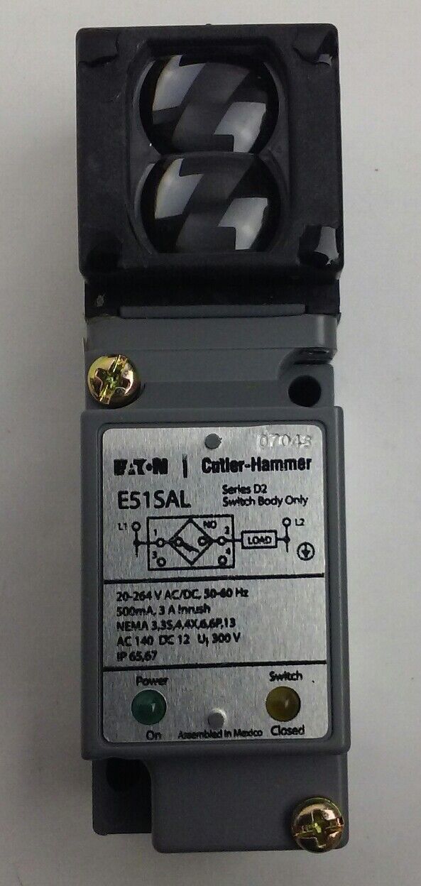 CUTLER HAMMER E51ALP1 Photoelectric Sensor (NEW IN BOX)