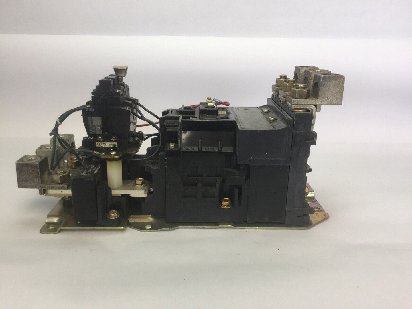 ALLEN BRADLEY 509-FO* SIZE 5 STARTER 600VAC 270A 200HP AF236 COIL 115-120V 60HZ