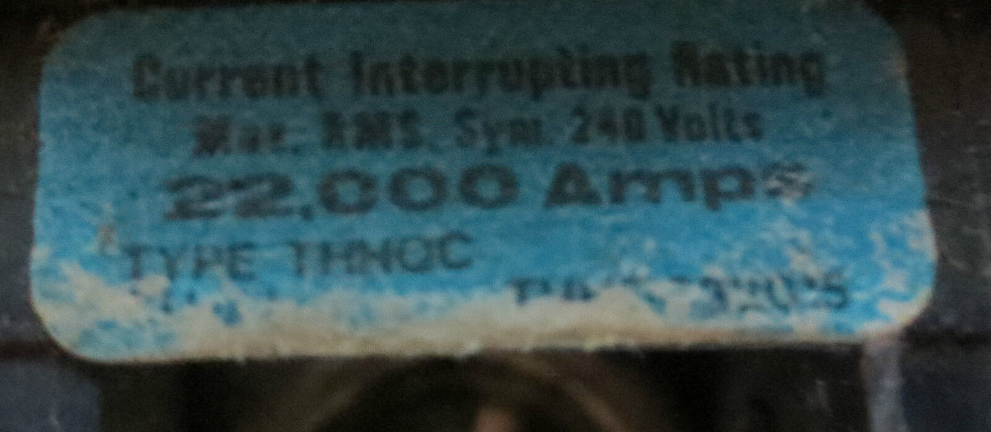 GE CIRCUIT BREAKERS 15A (2) 2-POLE, (1) 3-POLE on RACK - THHQC TYPE