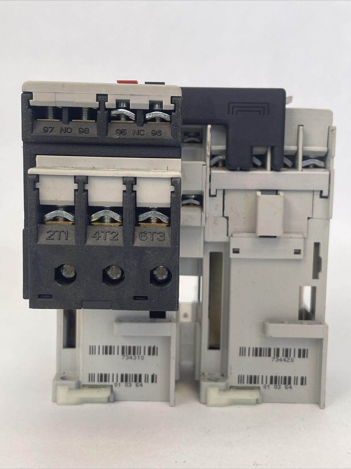 ALLEN BRADLEY REVERSING STARTER (104-C12DJ22 600VAC 32A 10HP + 193-T1AC12)