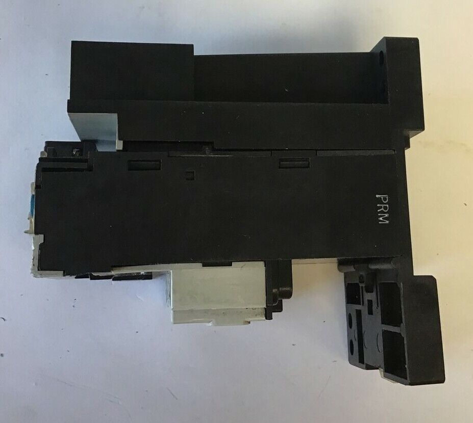 ALLEN BRADLEY 193-B1F1 SER.A W/ 193-BPM6 SER.A OVERLOAD RELAY 3.7-12A 600V