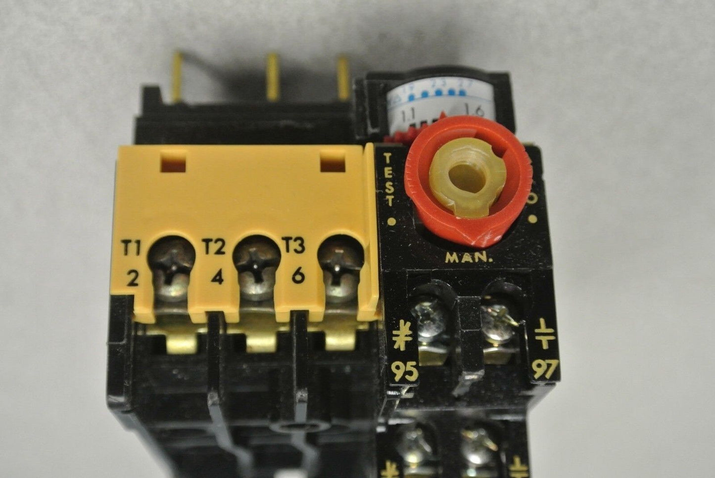 ALLEN-BRADLEY 193-BSB16 Ser. A BIMETALLIC OVERLOAD RELAY 1.1-1.6A / NEW SURPLUS
