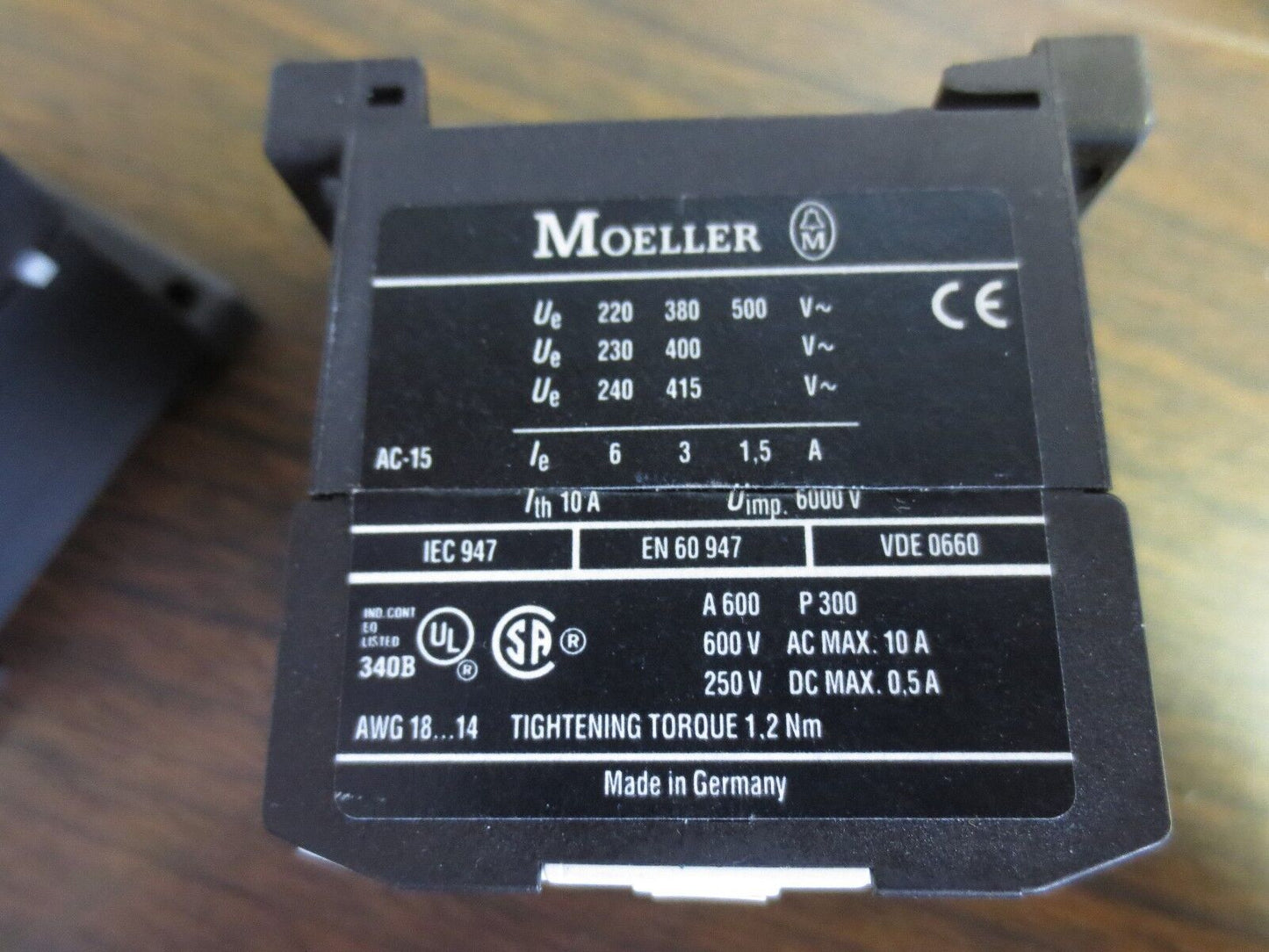 KLOCKNER-MOELLER DIL ER-22 CONTACTOR RELAY - 22E - LOT of 2