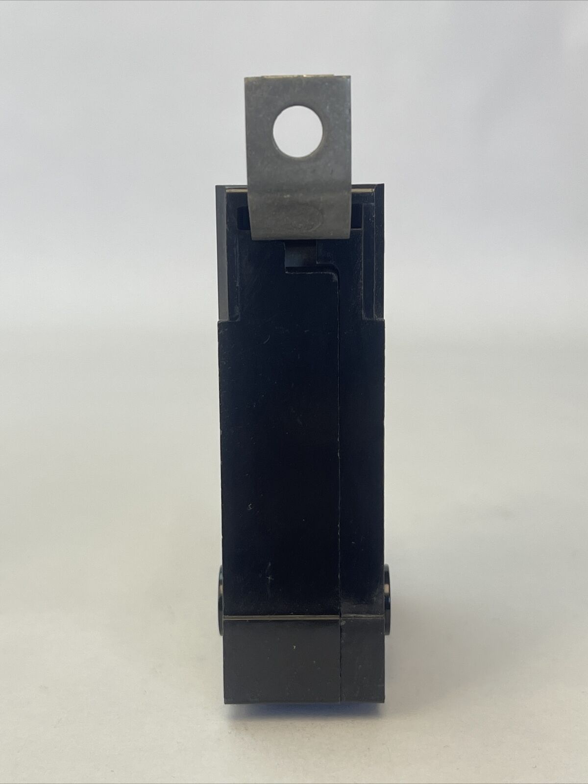 CHALLENGER CBB1020 CIRCUIT BREAKER 20AMP 1POLE 120/240VAC (LOT OF 11)