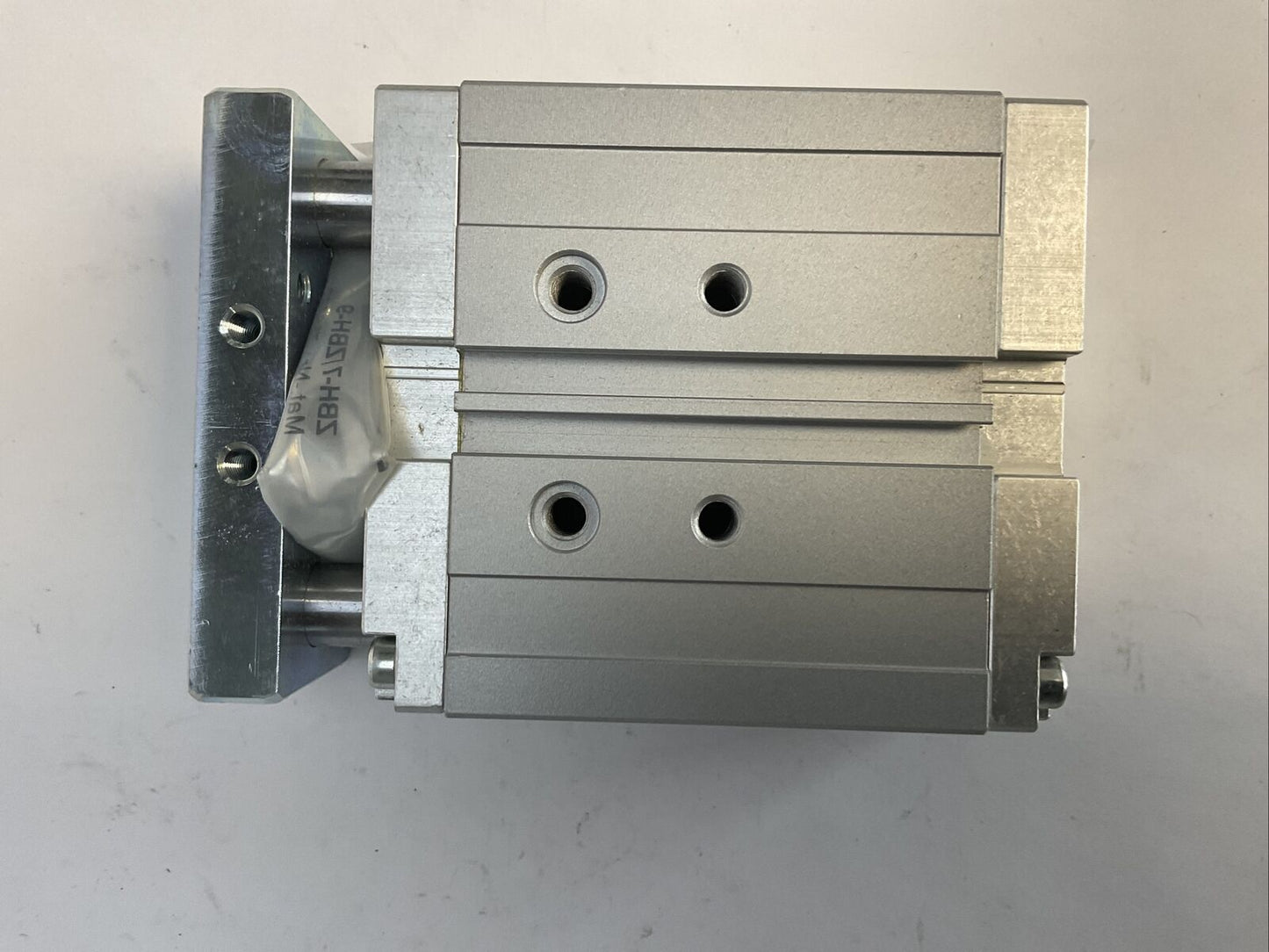FESTO DFM-20-30-B-P-A-KF CYLINDER
