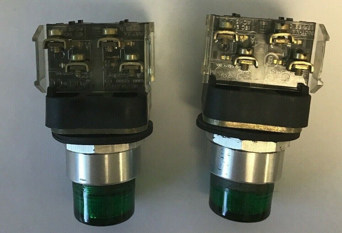ALLEN BRADLEY 800T-QB24 SERIES T GREEN PUSH BUTTON 24V AC/DC LAMP#757(LOTOF2)