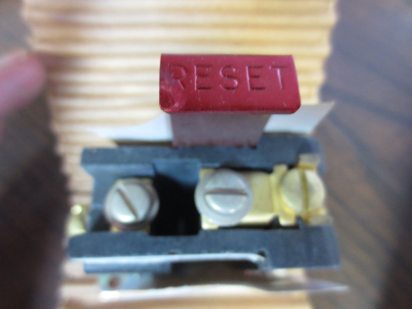 SQUARE D CLASS 9065 ARO-1R / AR0-1R THERMAL OVERLOAD RELAY 78042 - NEW SURPLUS