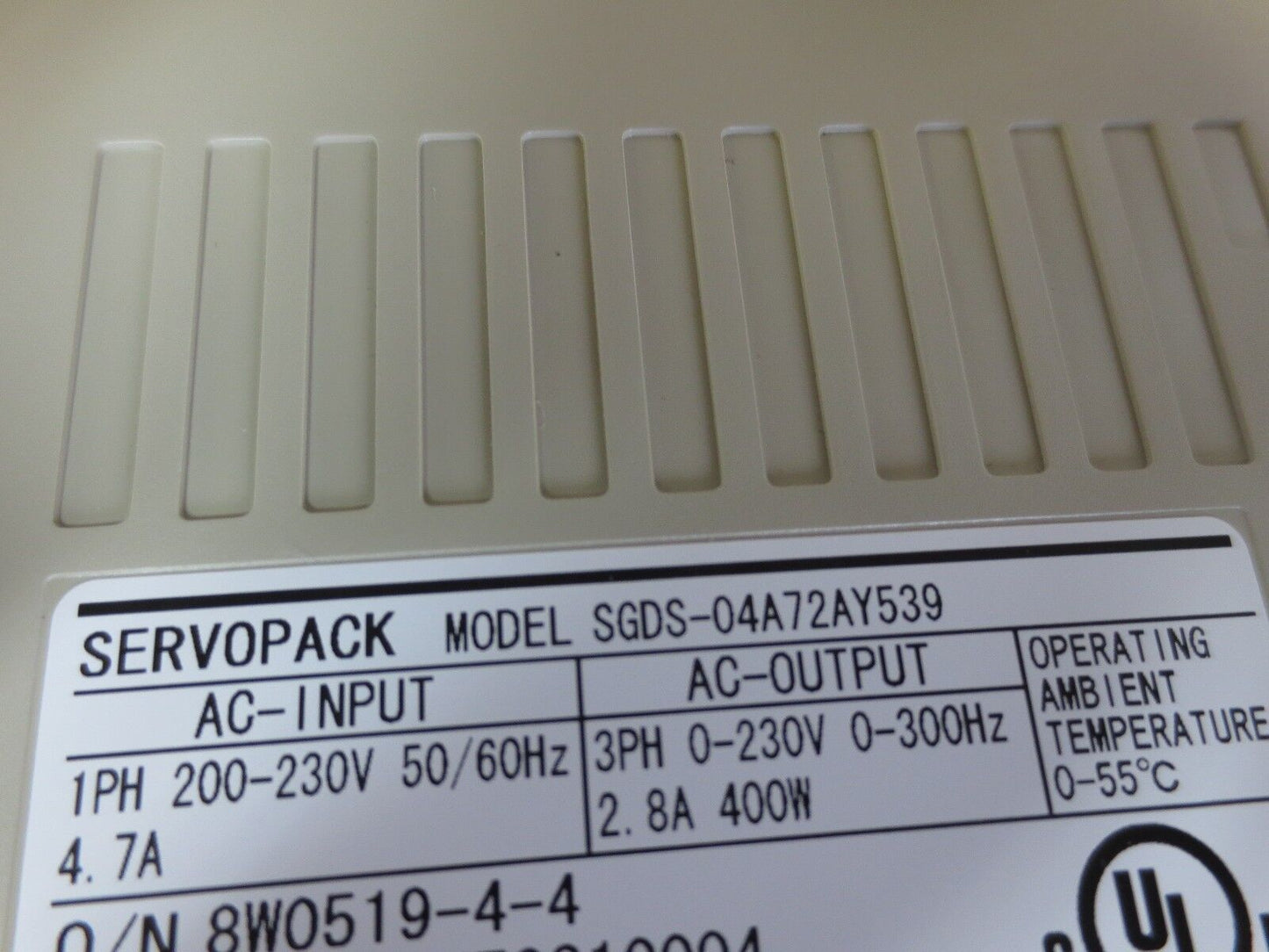 YASKAWA SGDS-04A72AY539 AC SERVOPACK OUTPUT: 0-23VAC, 0-300Hz 2.8A NEW SURPLUS
