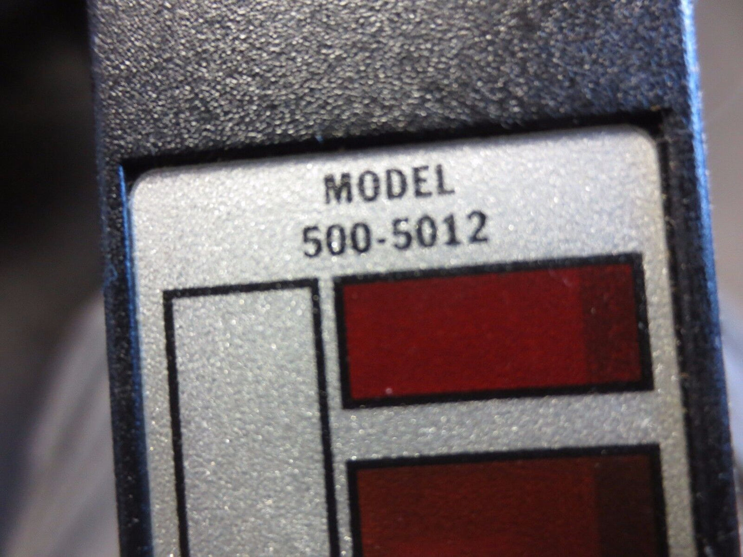 TEXAS INSTRUMENTS / SIEMENS 500-5012 220V OUTPUT MODULE