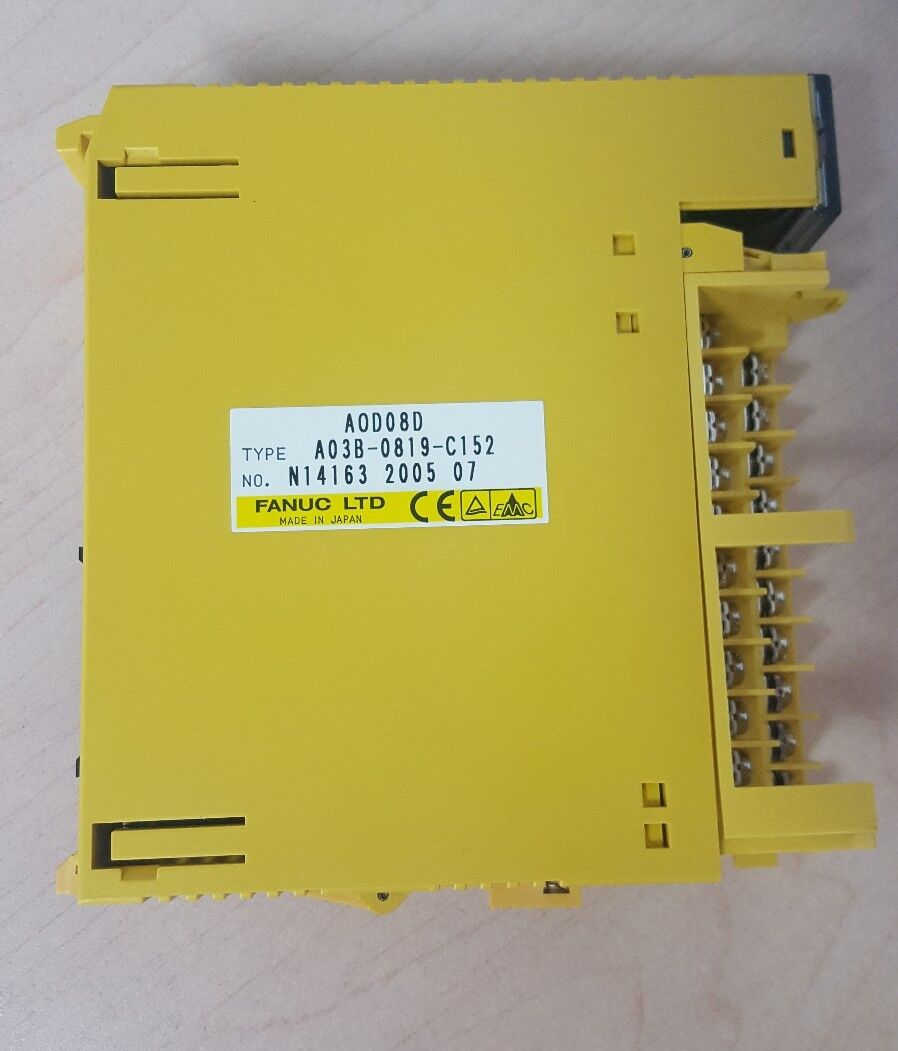 FANUC A03B-0819-C152 / A0D08D RELAY OUTPUT MODULE
