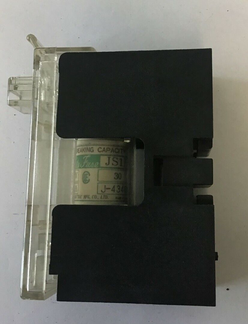 YOSHIDA FH-32 FUSE HOLDER 600VAC 30A ***LOTOF3***
