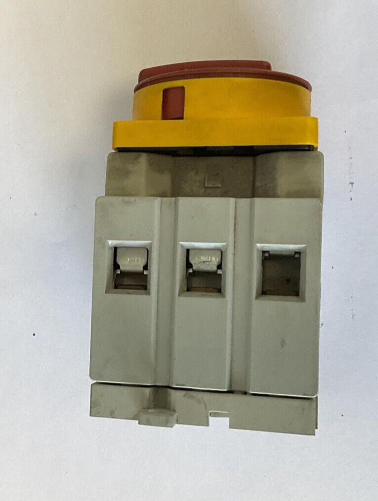 SPRECHER+SCHUH LE7-80-1753 DISCONNECT SWITCH 690VAC 80A