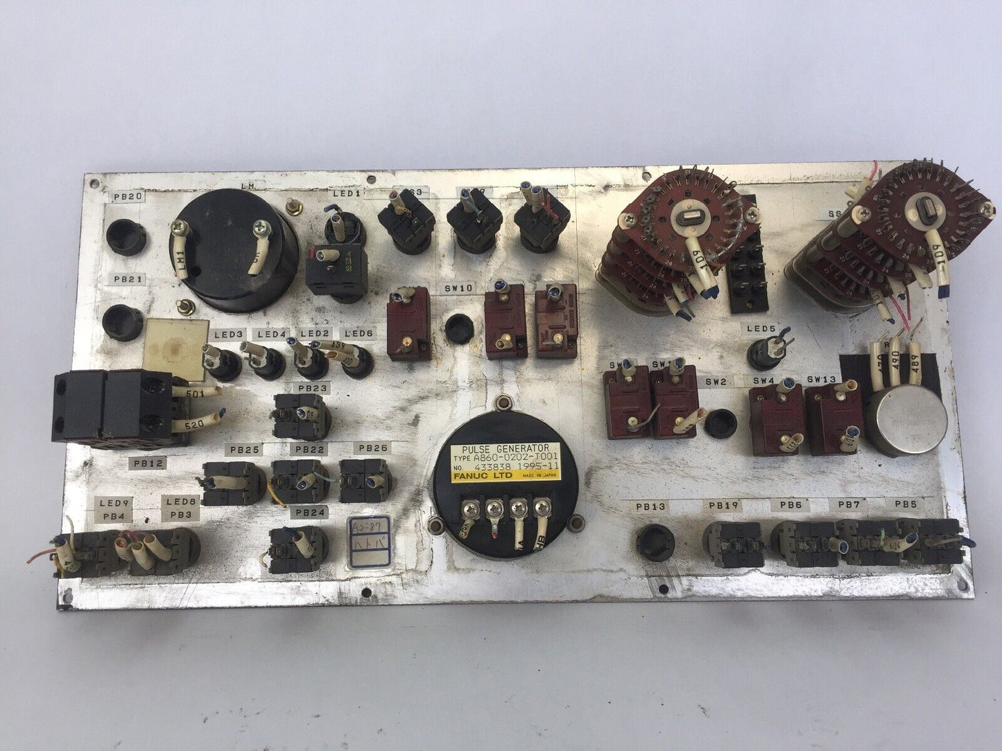 FANUC HZ82001-001A CONTROL PANEL A860-0202-T001