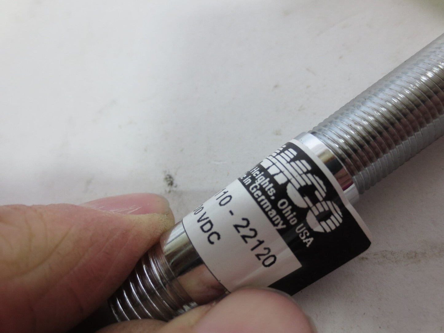 NAMCO CONTROLS ET110-22120 TUBULAR PROXIMITY SENSOR - N.O. - NPN - NEW SURPLUS