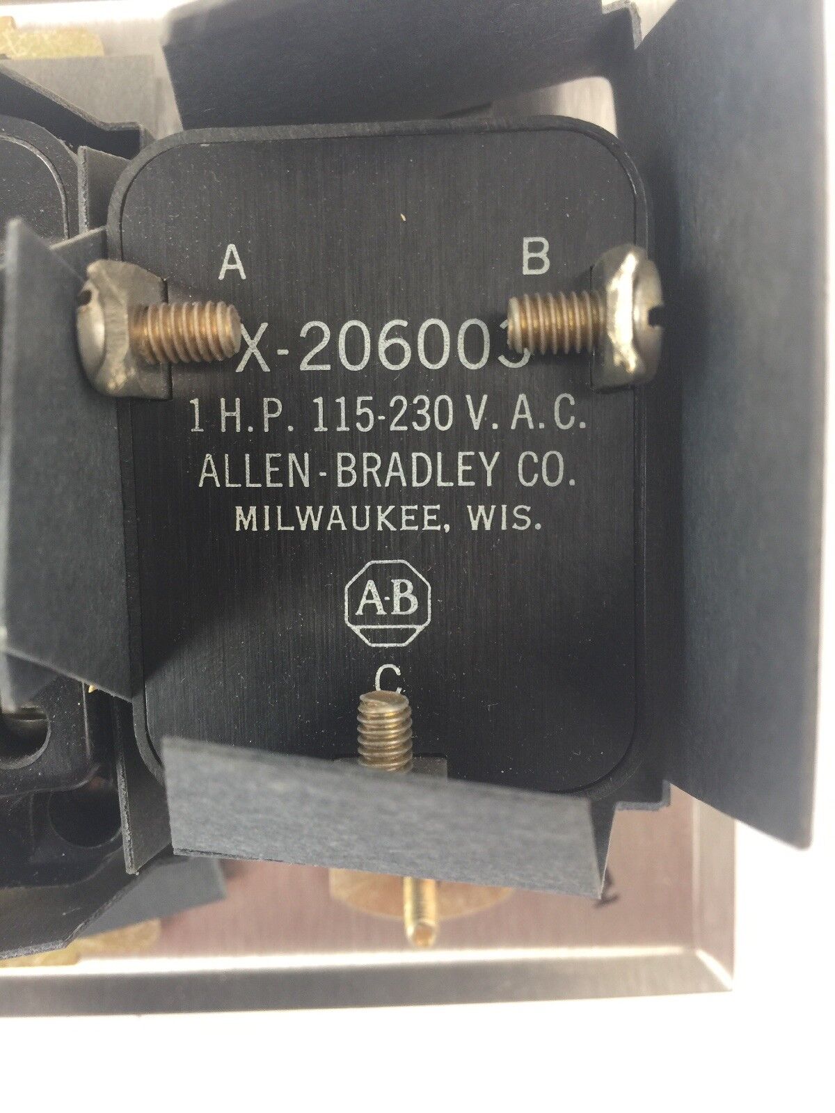 ALLEN BRADLEY 600-TQX9 MANUAL STARTING SWITCH WITH SELECTOR SWITCH 2 POLE