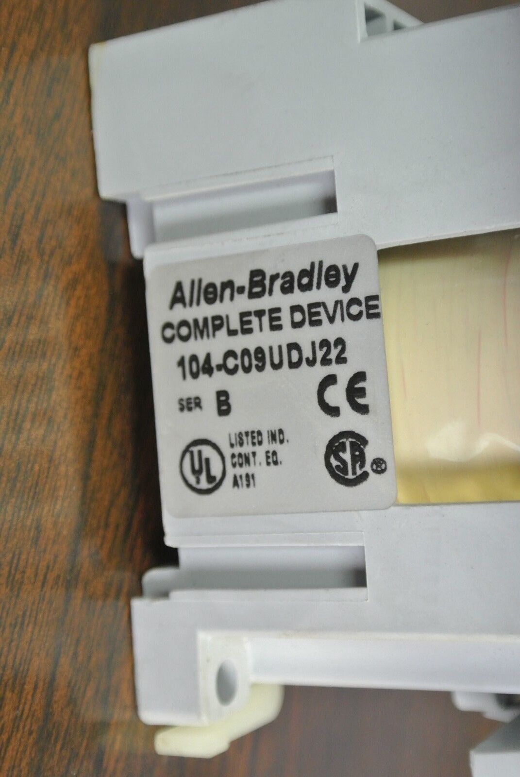 ALLEN-BRADLEY 104-C09UDJ22 REVERSING CONTACTOR incl. 100-FSD250 + 100-F + 100-S