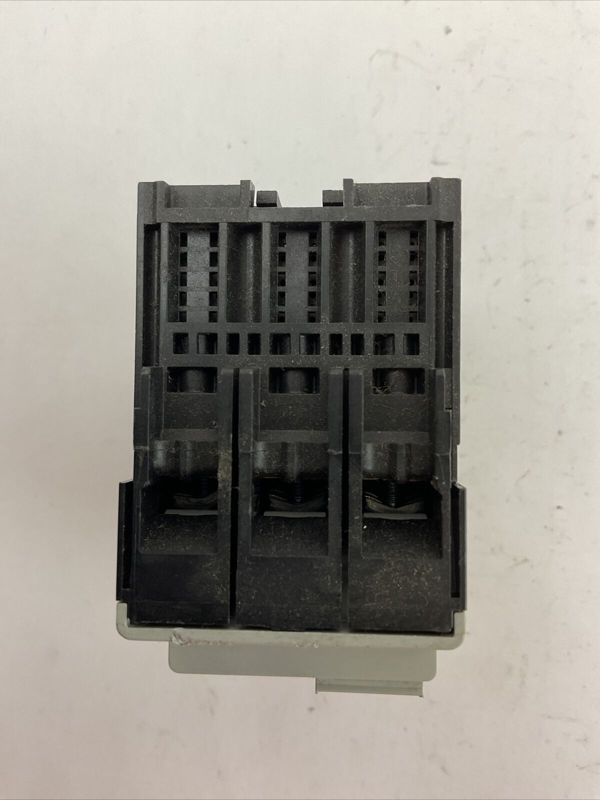 ALLEN BRADLEY 140U-D6D3-C12 MOTOR PROTECTOR SER C 12A 600Y/347VAC