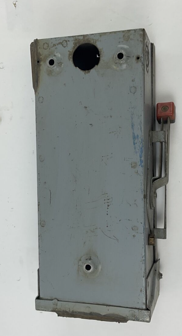 SQUARE D H361RB SAFETY SWITCH 30A 600VAC 2HP 3PH FUSIBLE SER.E1