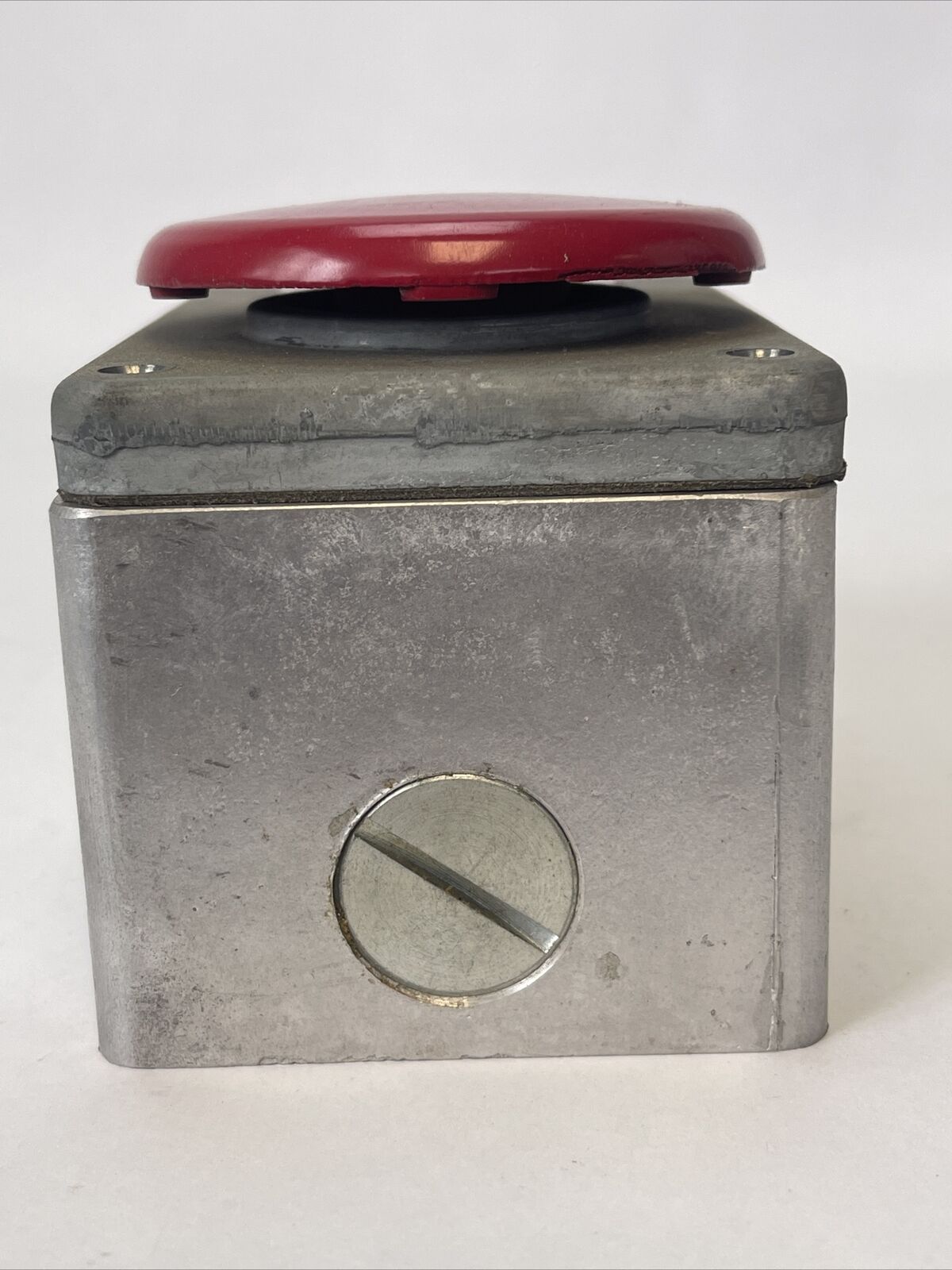 CLARK CONTROL 2A2 STOP PUSH BUTTON 600V TYPE C OIL TIGHT ENCLOSURE BUL. 100