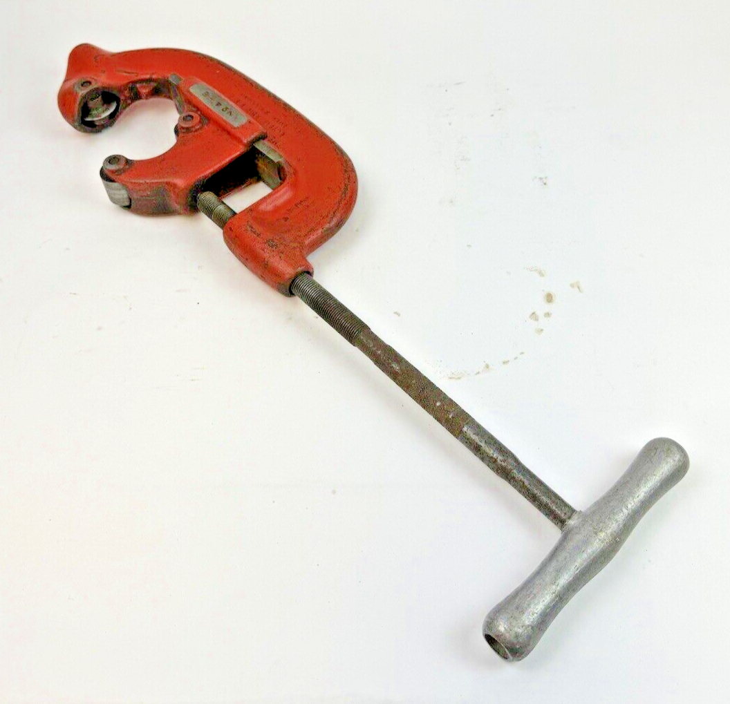 RIDGID - 4-S - HEAVY-DUTY PIPE CUTTER 2" - 4"