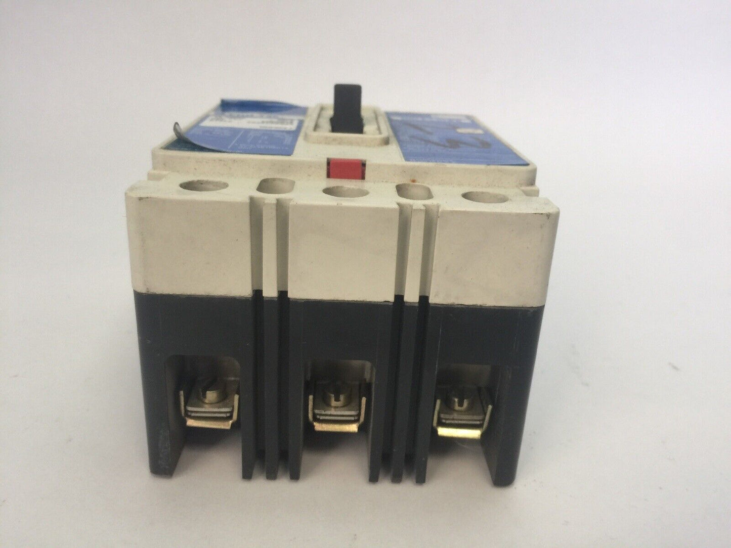 WESTINGHOUSE EHD3015 INDUSTRIAL CIRCUIT BREAKER 480VAC 250VAC 15AMP 3POLE SER C