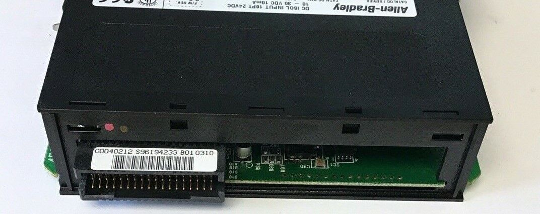 ALLEN BRADLEY INPUT MODULE 1756-IB16 SER.A CAT.REV.K01 16PT 24VDC F/W REV.2.2