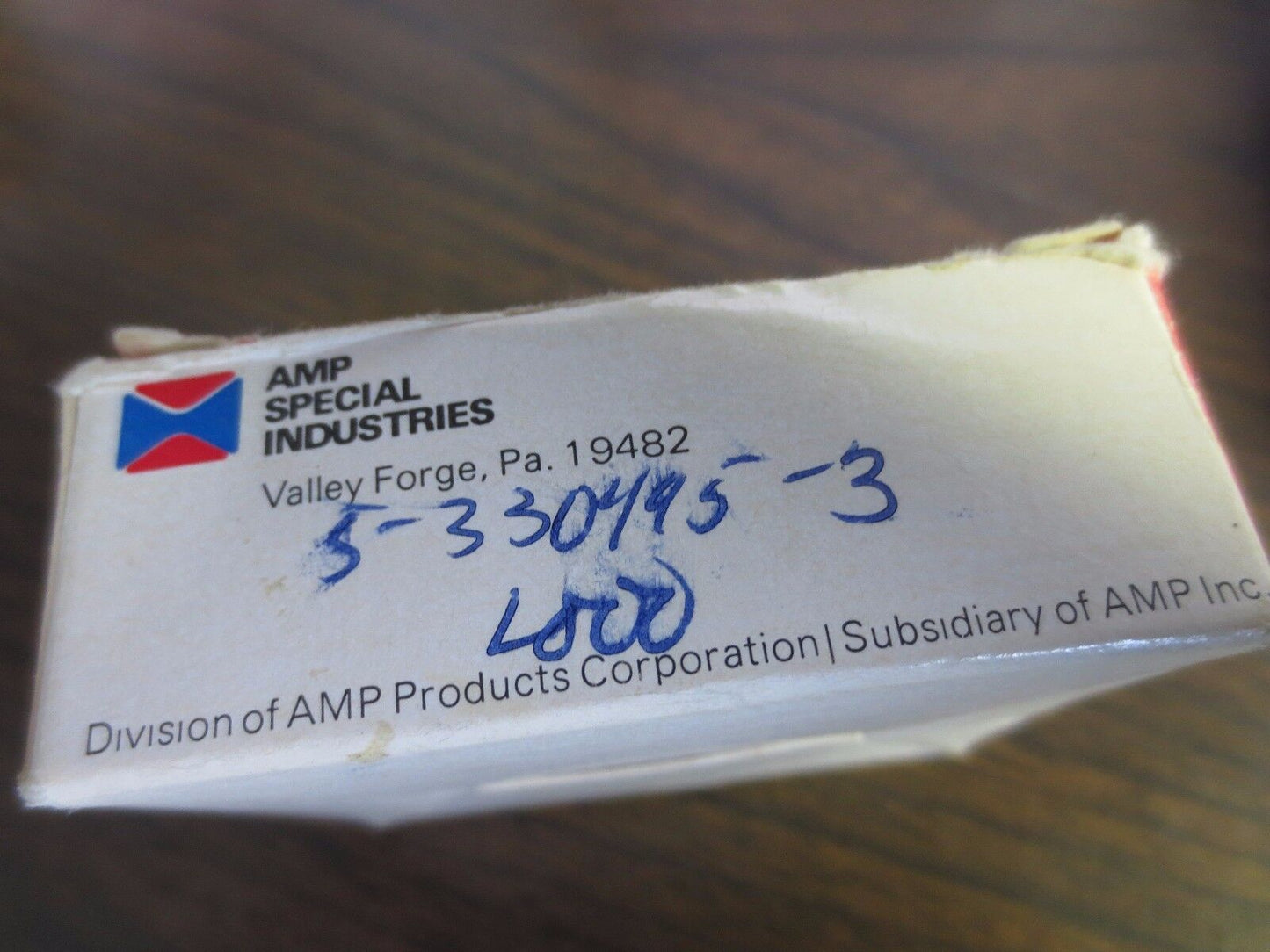 AMP SPECIAL INDUSTRIES / TYCO 5-330495-3 TERMI-POINT CONNECTORS / CLIPS